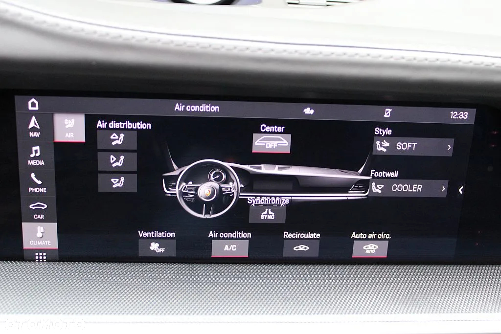 Porsche 911 Carrera Cabriolet PDK - 29
