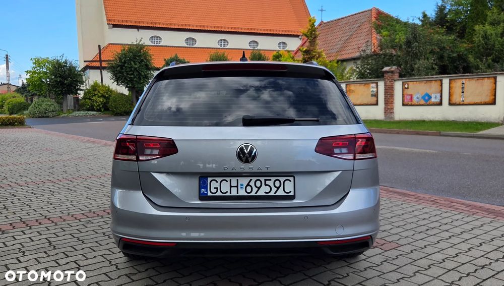 Volkswagen Passat - 3