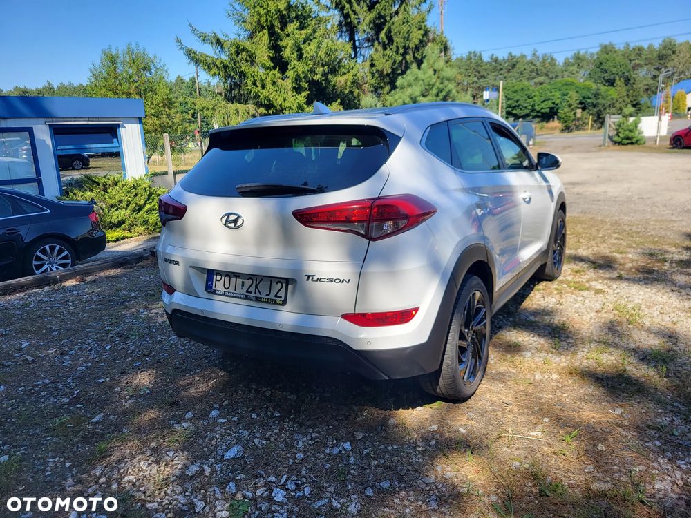 Hyundai Tucson 1.7 CRDI BlueDrive Comfort 2WD - 5