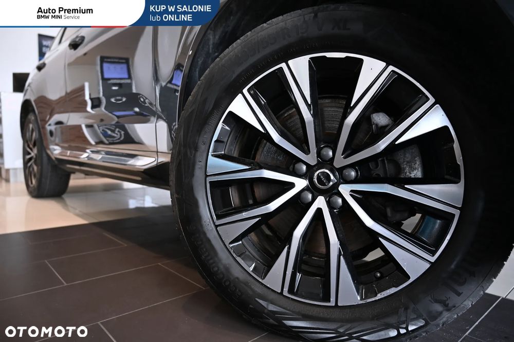 Volvo XC 60 B4 B Plus Bright - 25