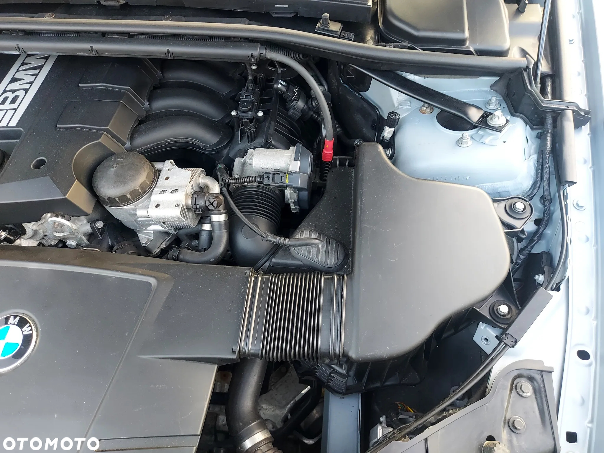 BMW Seria 3 318i - 23