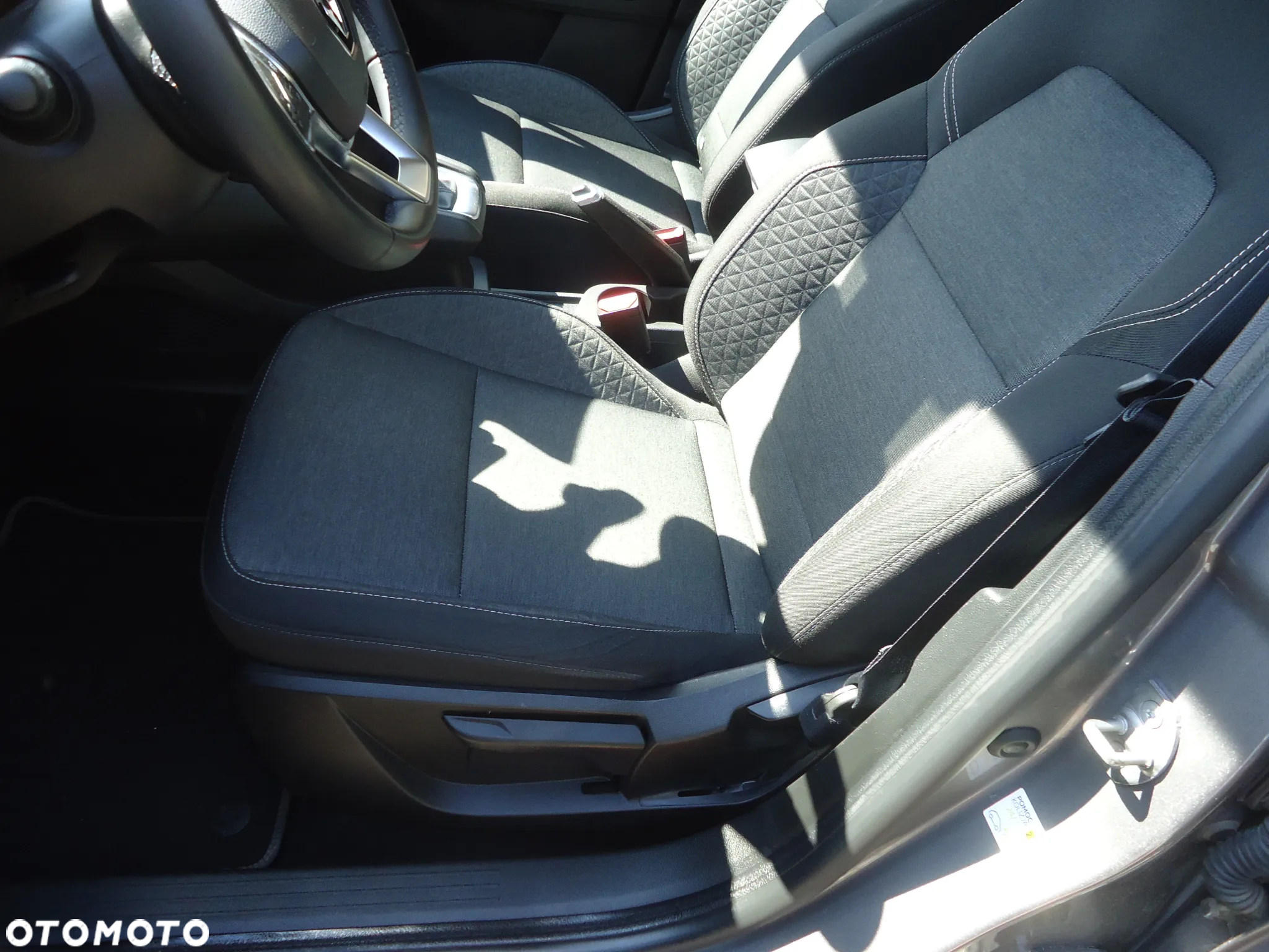 Renault Captur 1.0 TCe Zen - 22