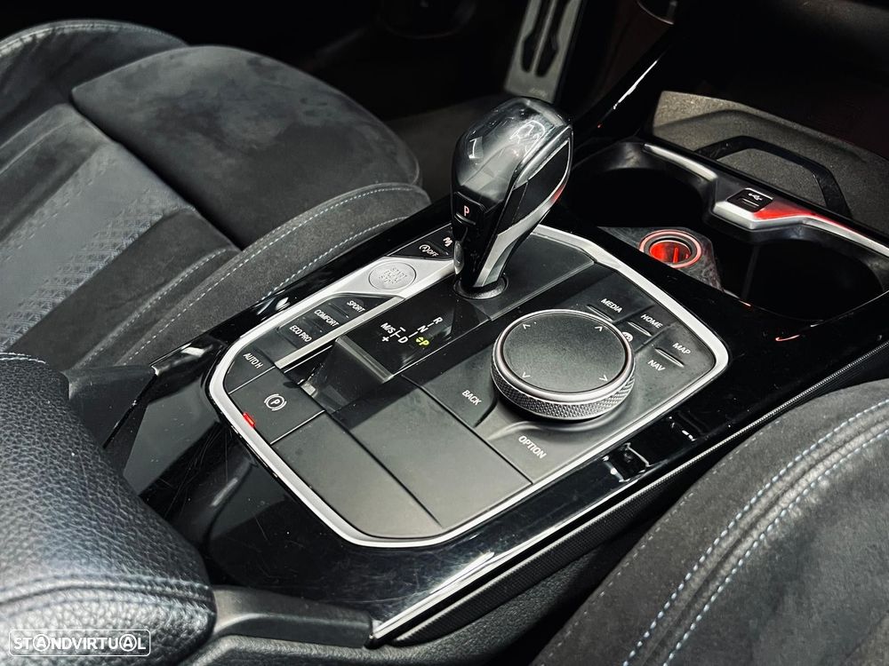 BMW 116 d Pack M Auto - 33