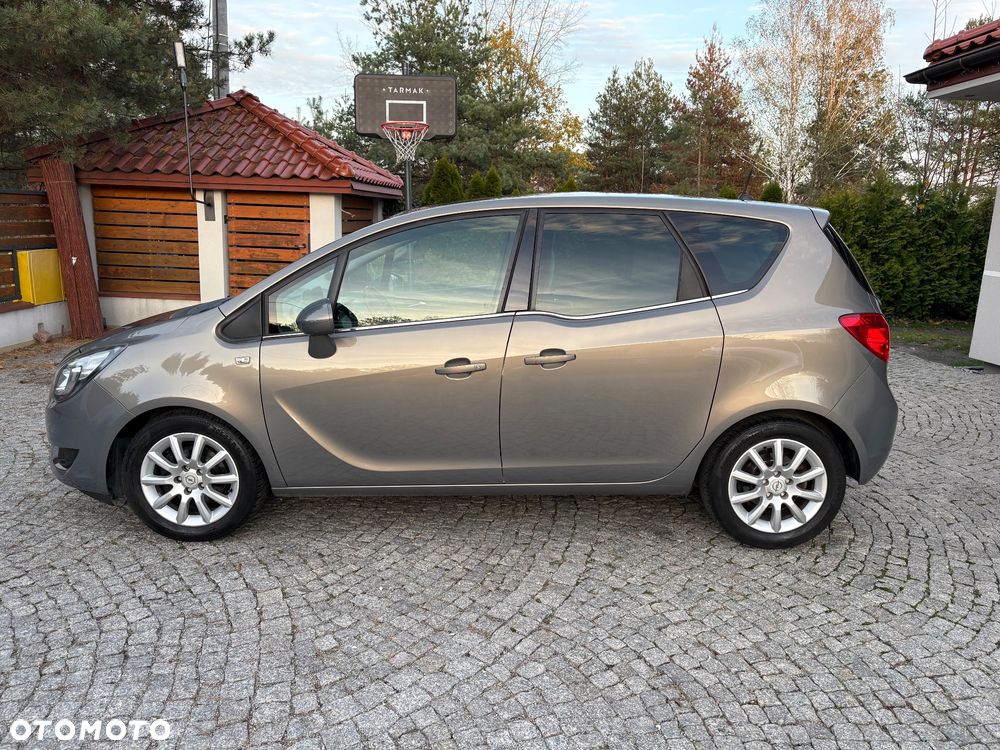 Opel Meriva 1.4 T Cosmo - 14