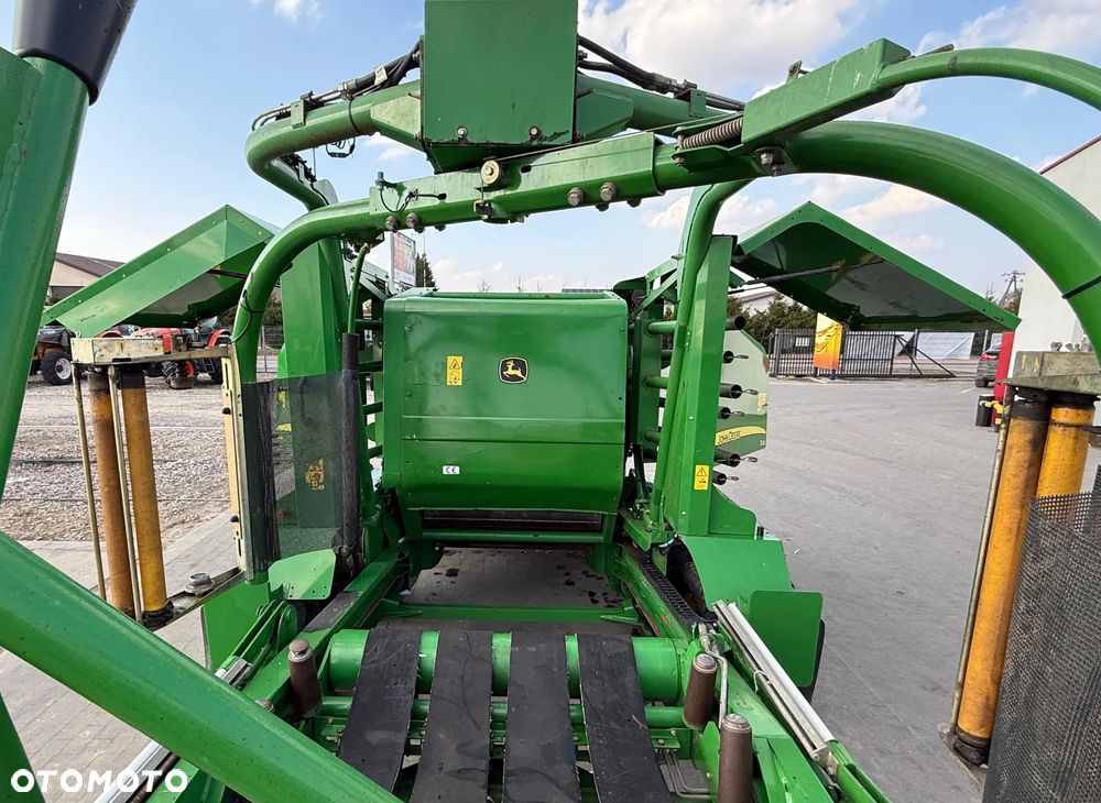 John Deere 744 Premium - 10