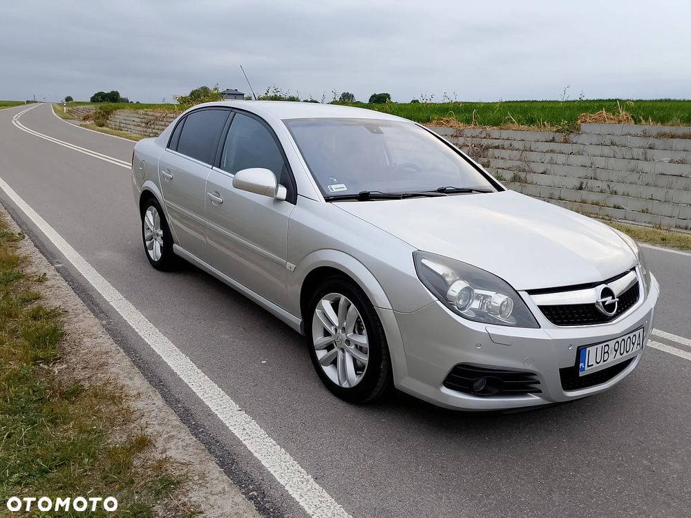 Opel Vectra 2.8 V6 Cosmo - 1