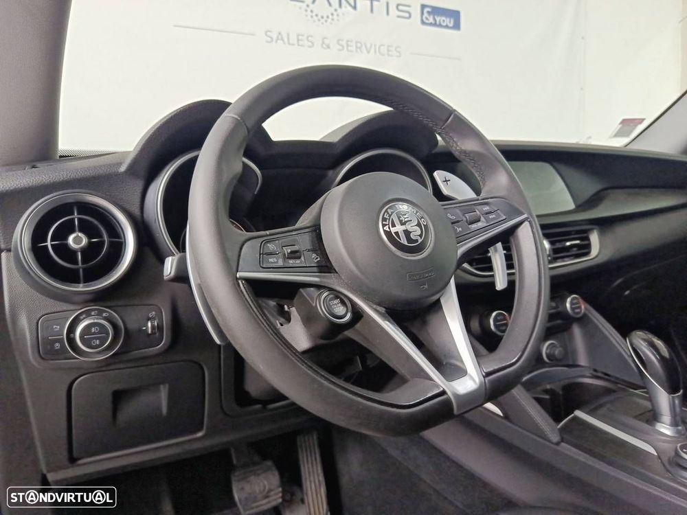 Alfa Romeo Stelvio 2.2 D Super AT8 - 12