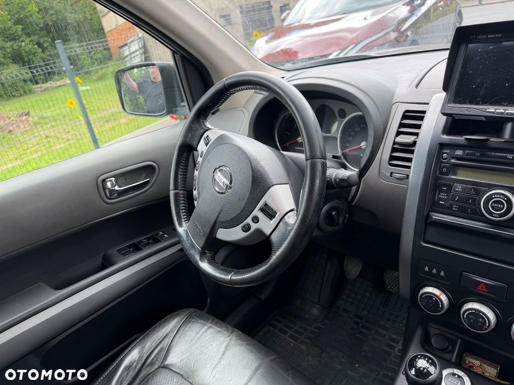 Nissan X-Trail 2.0 dCi LE - 8