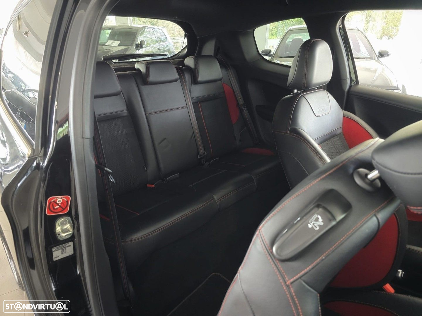 Peugeot 208 1.6 THP GTi - 22