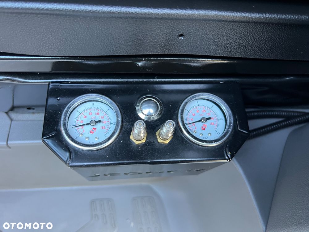 Volkswagen Crafter 2.0 TDI 177KM DSG Laweta Jegger Sypialnia Webasto LED - 15