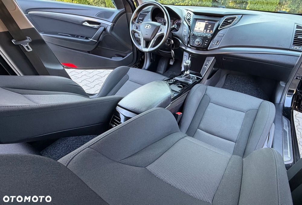 Hyundai i40 Kombi 1.7 CRDi Style - 23