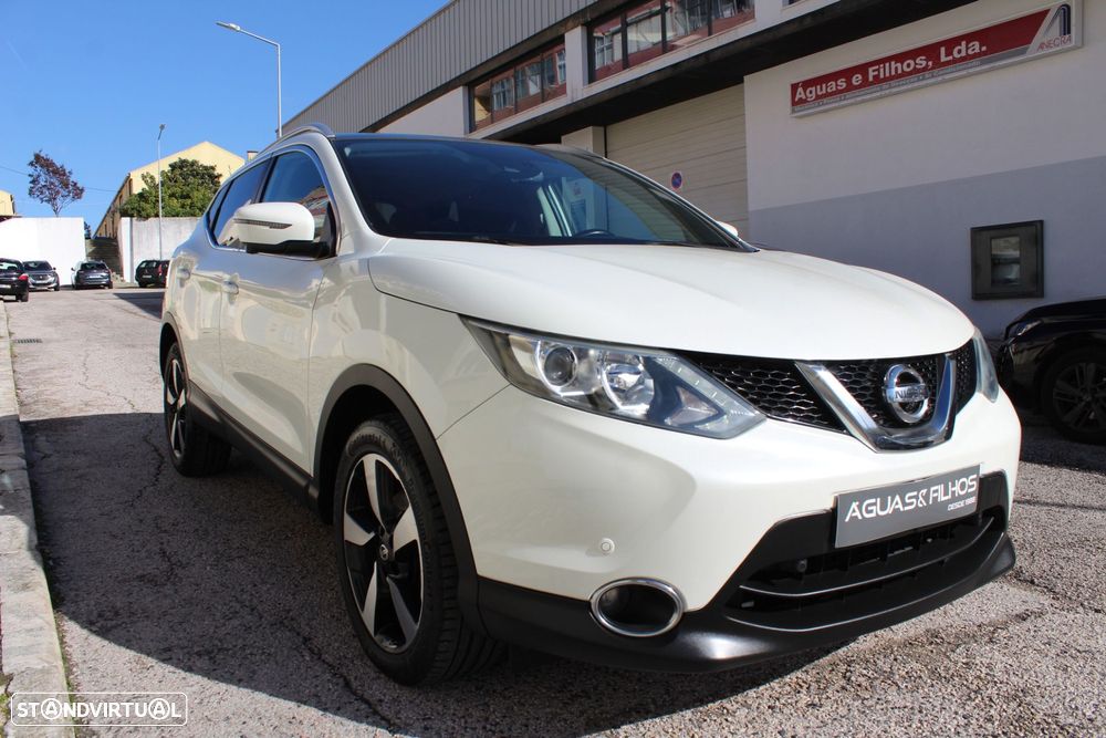 Nissan Qashqai 1.5 dCi N-Connecta 18 - 20