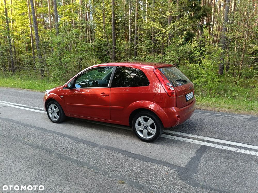 Ford Fiesta 1.4 TDCI - 20