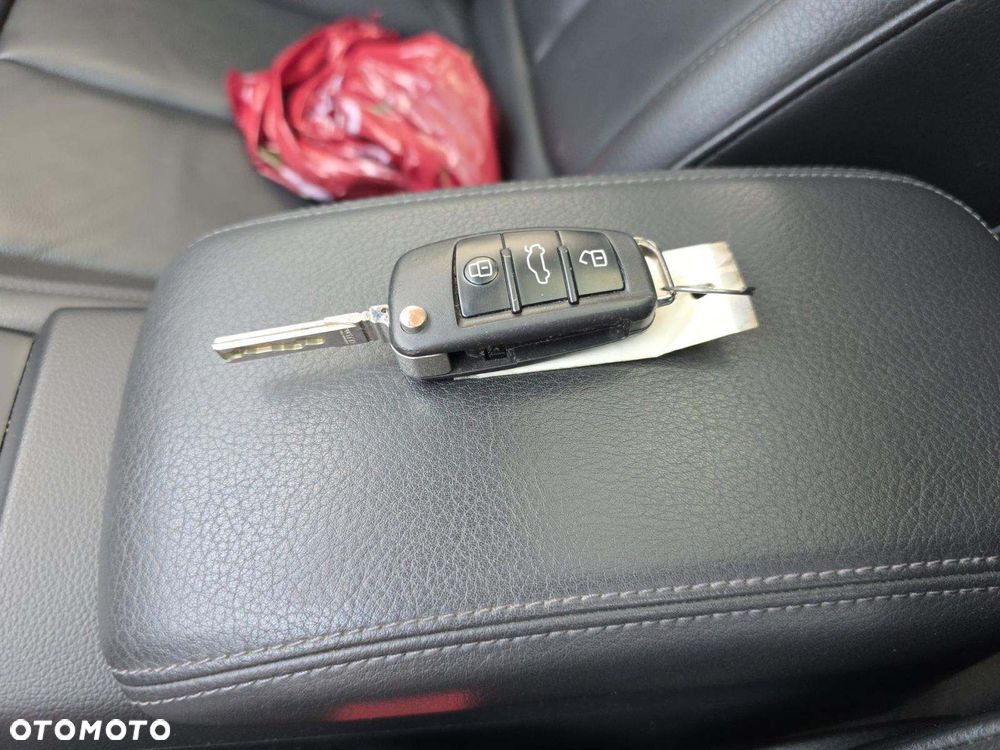 Audi A3 Limousine 2.0 TFSI quattro S tronic sport - 12