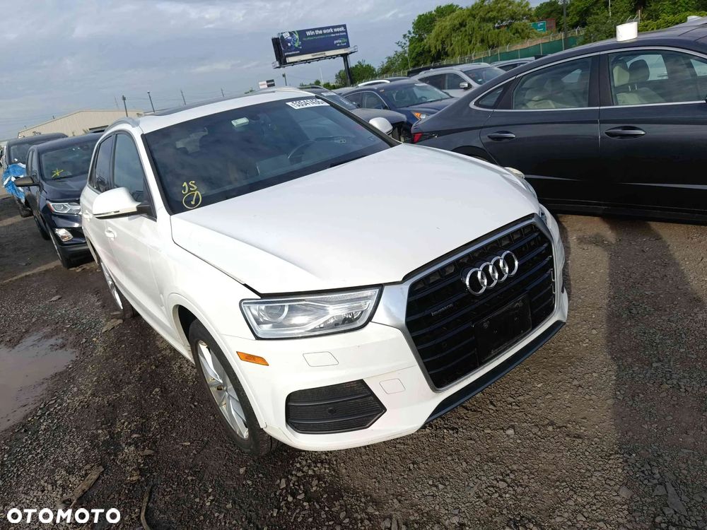 Audi Q3 - 1