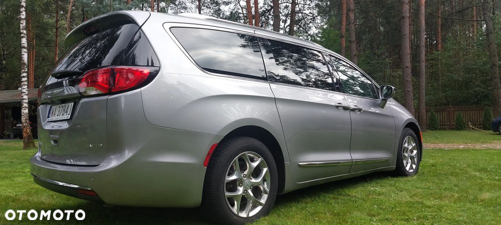 Chrysler Pacifica - 29