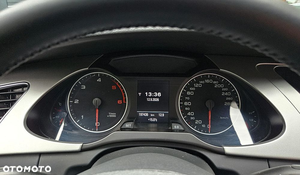 Audi A4 Avant 2.0 TDI - 24