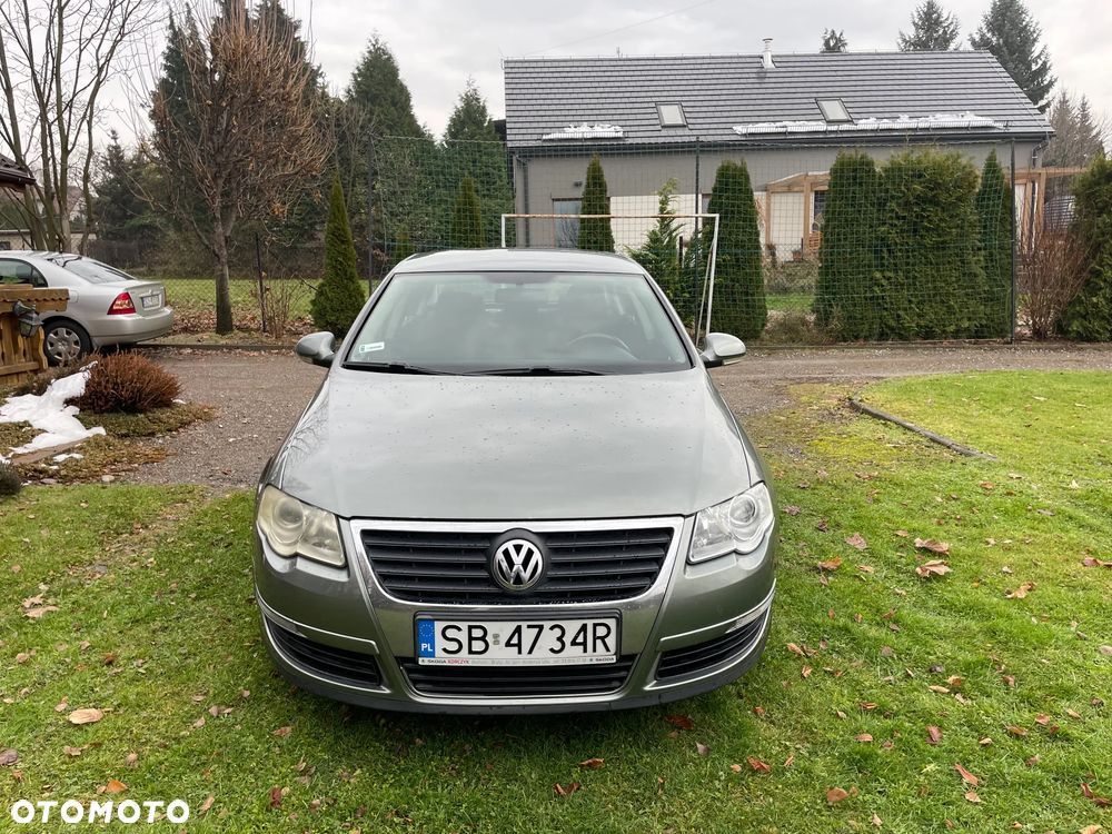 Volkswagen Passat 2.0 TDI Comfortline - 13