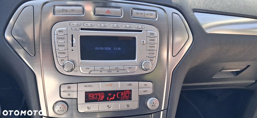 Ford Mondeo 2.0 Titanium - 19