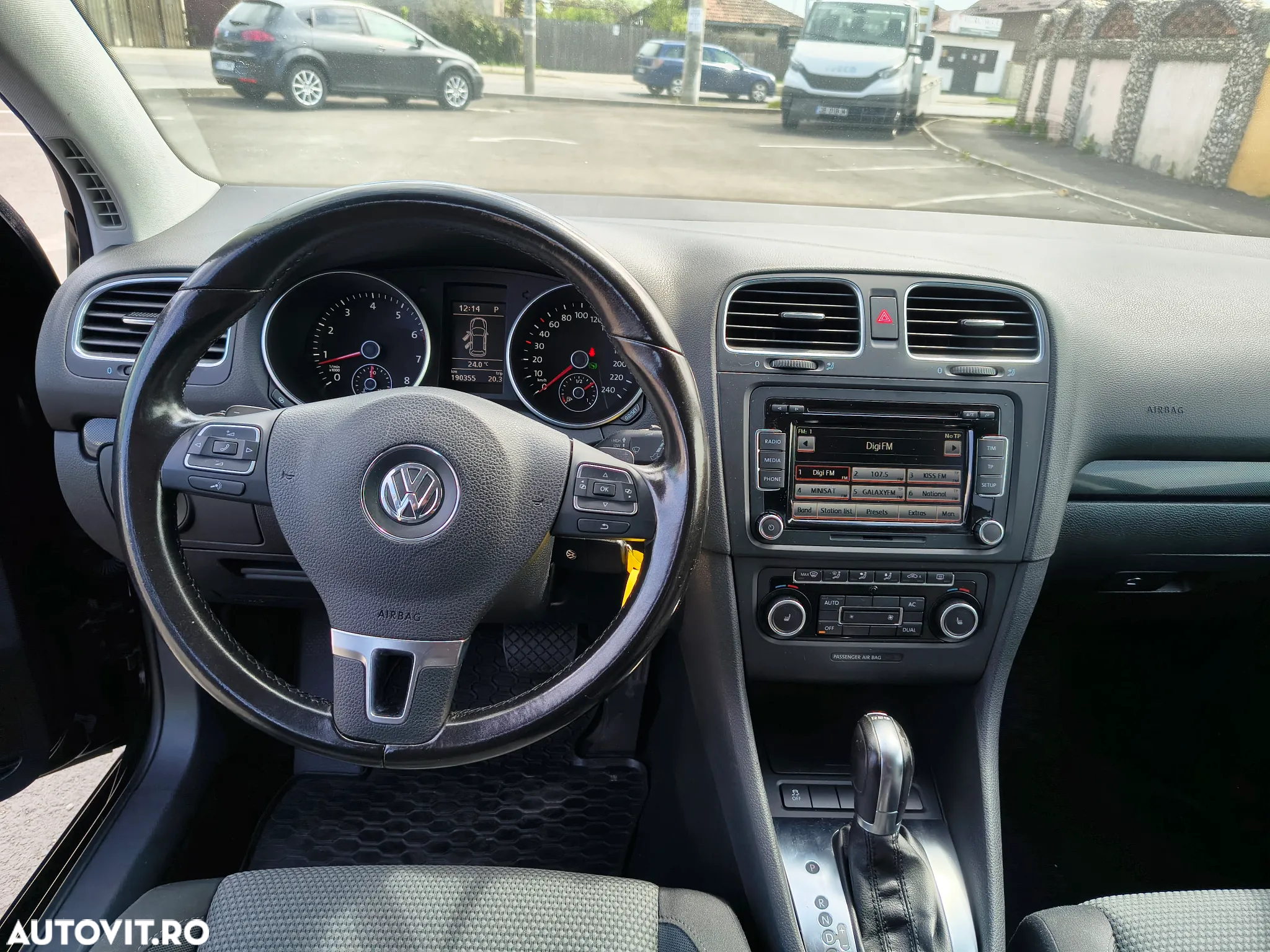Volkswagen Golf 1.4 TSI Comfortline DSG - 7