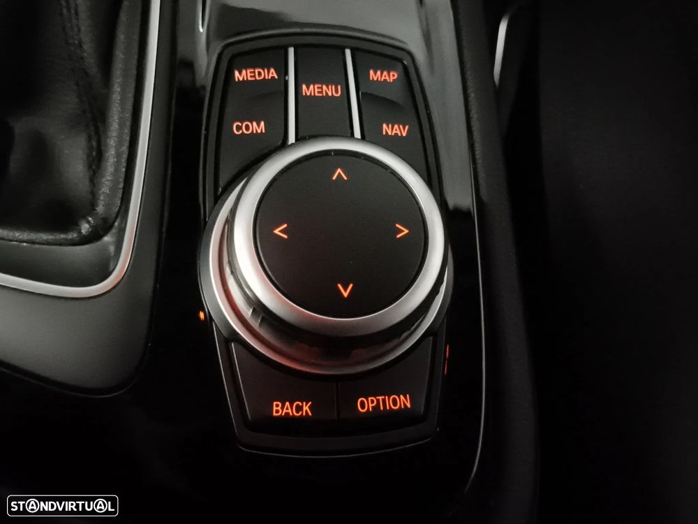 BMW 225xe Active Tourer Advantage - 27