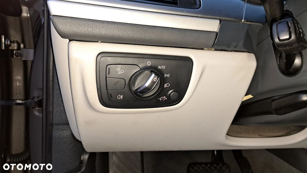 Audi A6 Avant 2.0 TDI ultra S tronic - 19