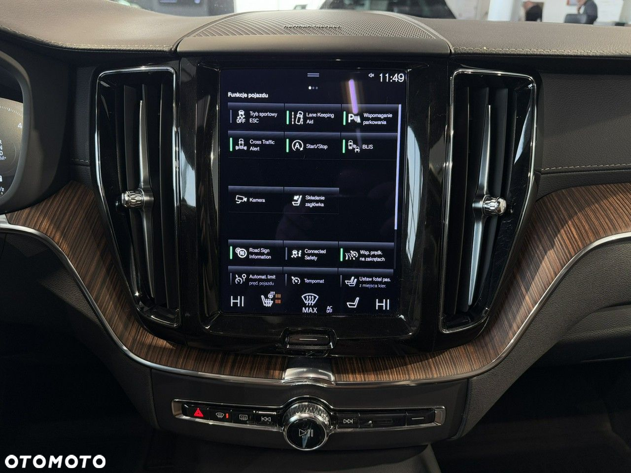 Volvo XC 60 - 32
