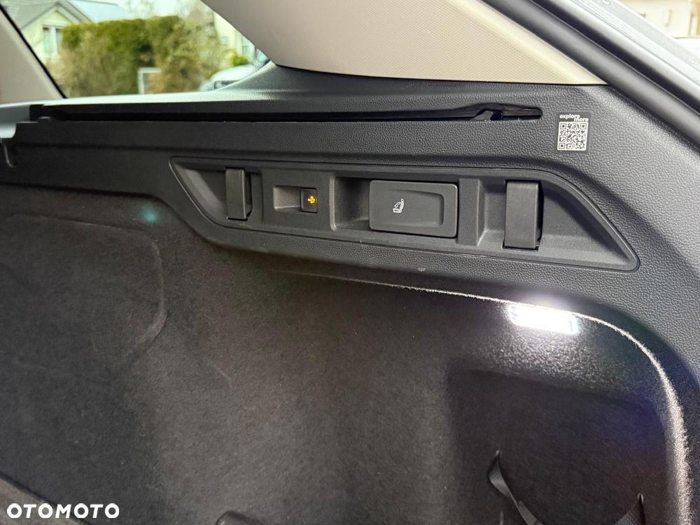 Skoda Superb 2.0 TDI 4x4 DSG Ambition - 33