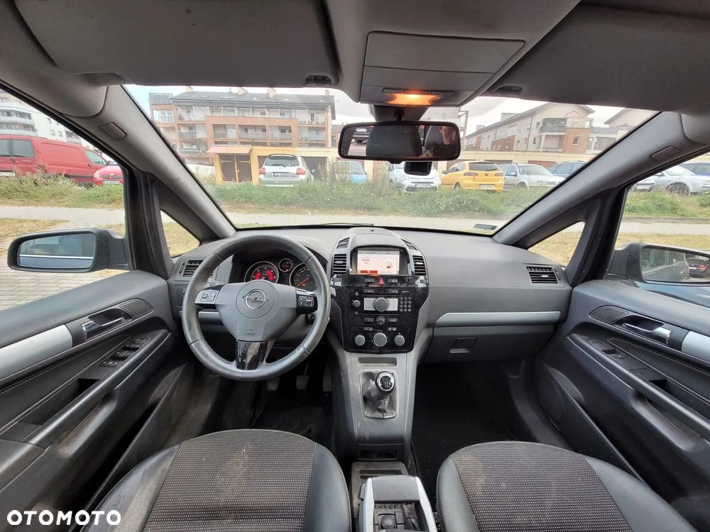 Opel Zafira - 6