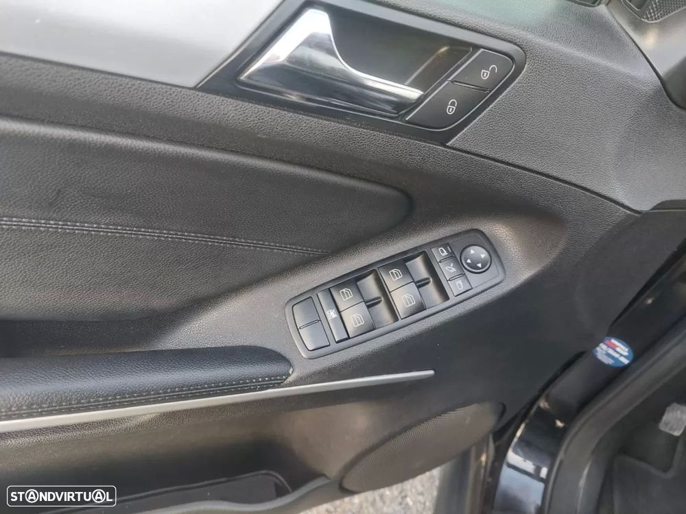 Mercedes-Benz ML 350 CDI BlueEfficiency - 15