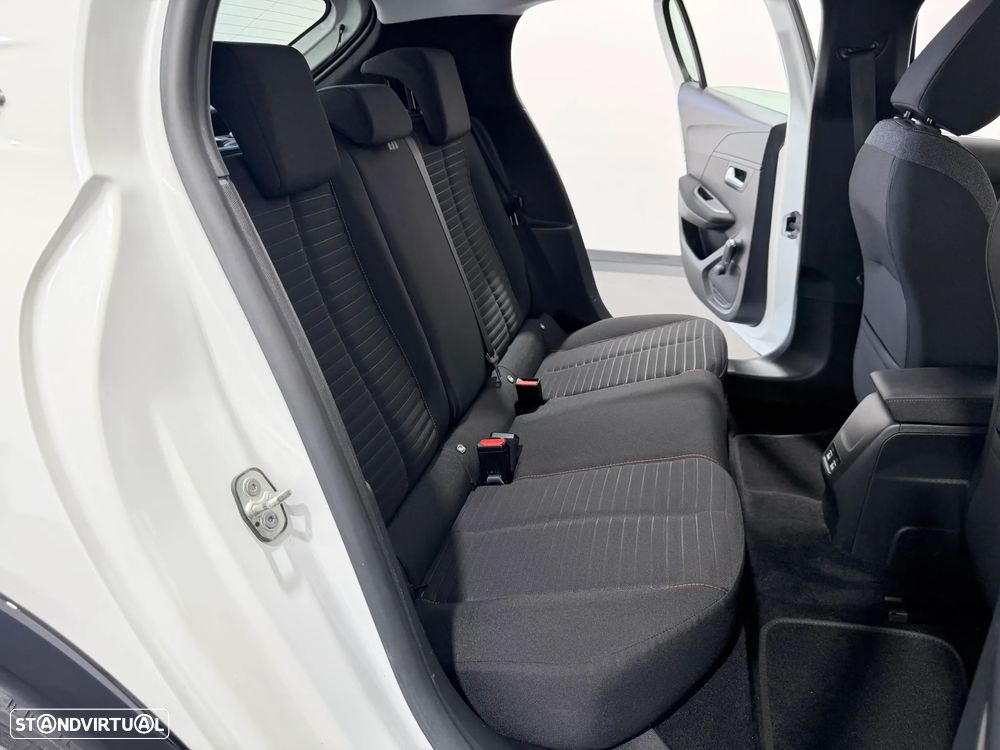 Peugeot e-208 50 kWh Active Pack - 41