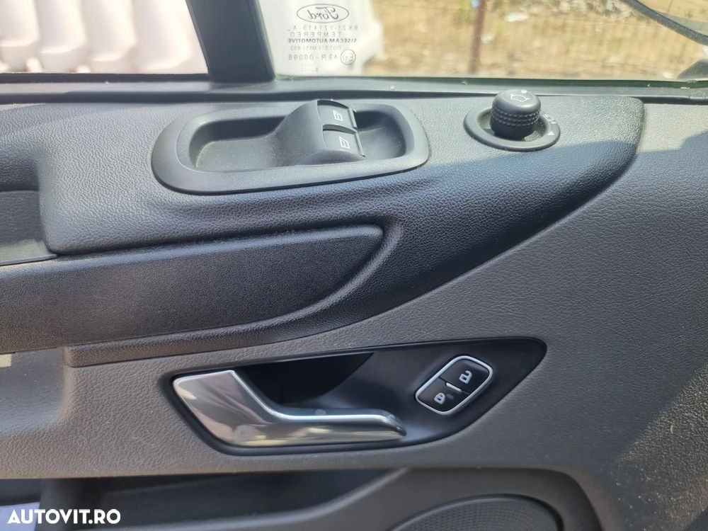 Ford Transit Custom DCIV 320 2.0 EcoBlue 130 CP L1H1 Active - 8