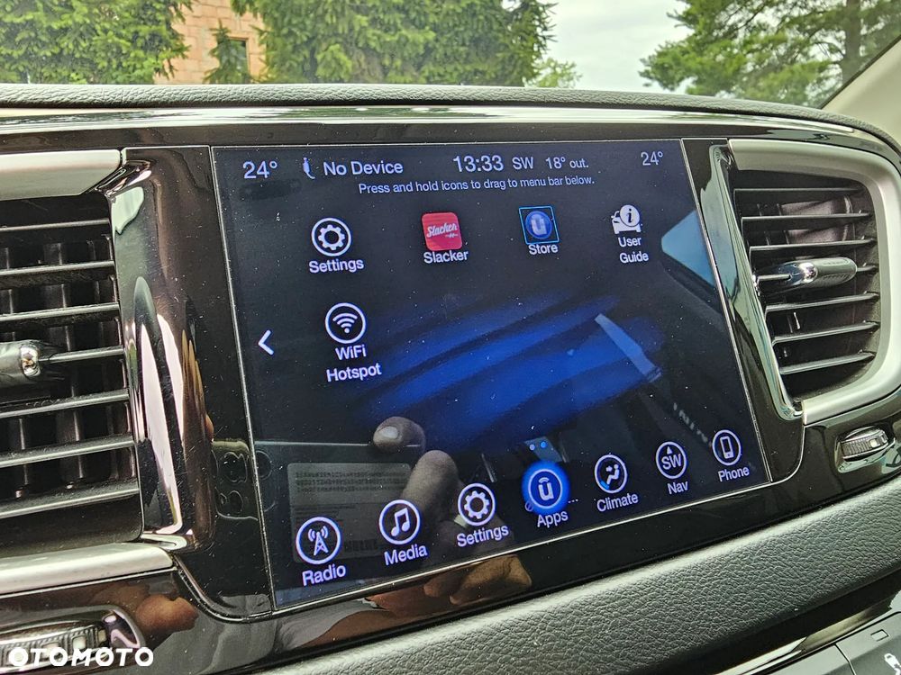 Chrysler Pacifica - 21