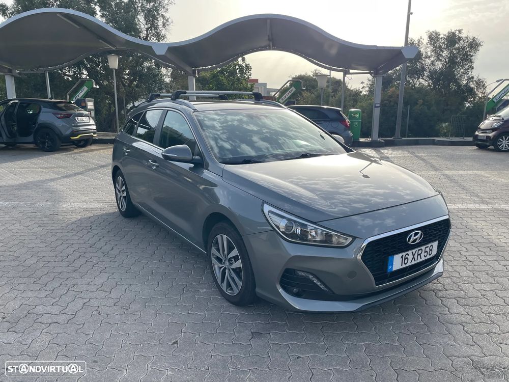 Hyundai i30 SW 1.6 CRDi Style 7DCT - 6