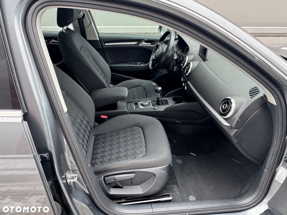 Audi A3 Sportback - 22