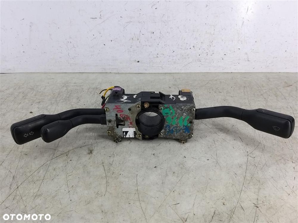 Przełącznik zespolony pająk Audi 80 B4 1991-1995 WERSJA EUROPEJSKA - 1