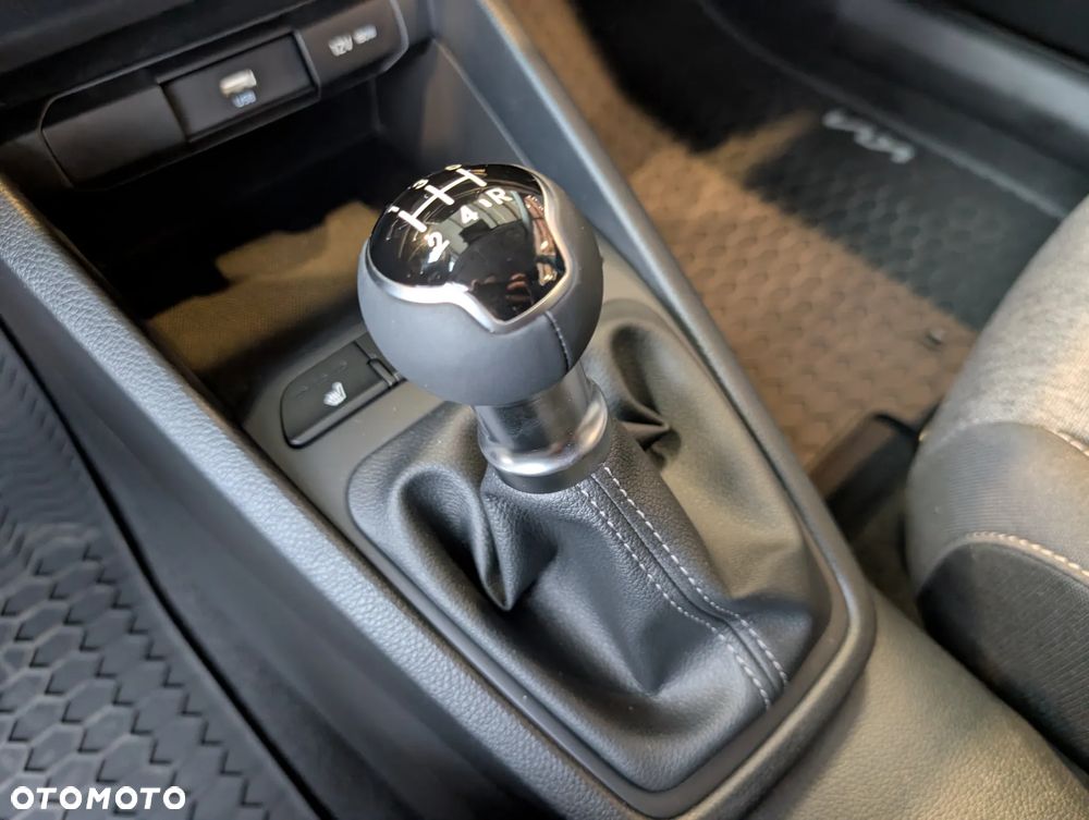 Kia Stonic 1.2 M - 17