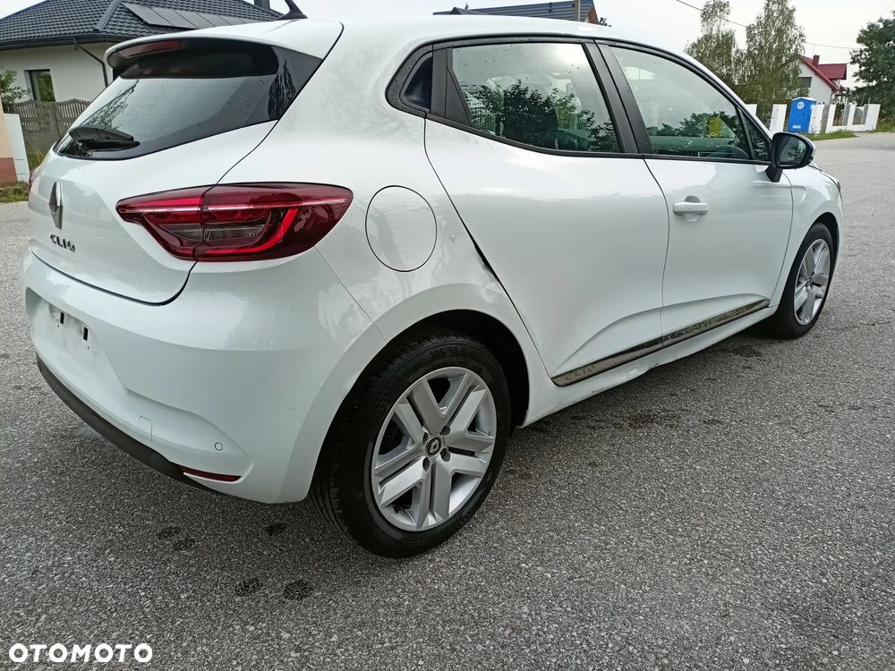 Renault Clio TCe 90 TECHNO - 24