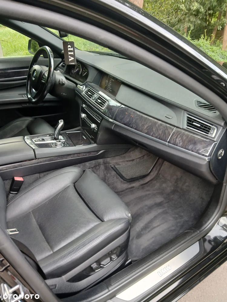 BMW Seria 7 730d Blue Performance - 6