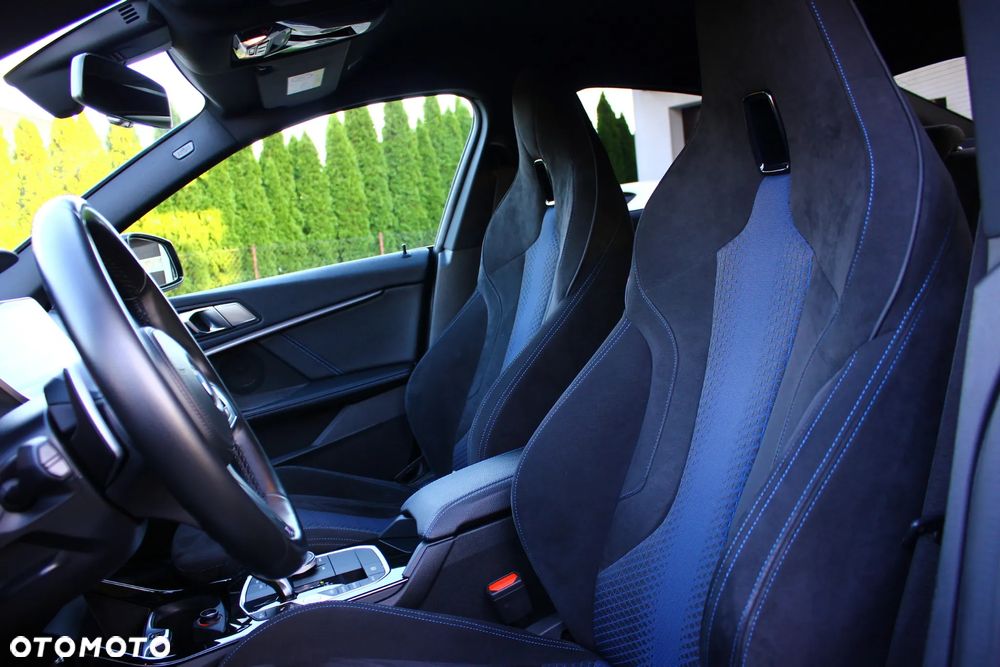 BMW Seria 2 218d M Sport sport - 23