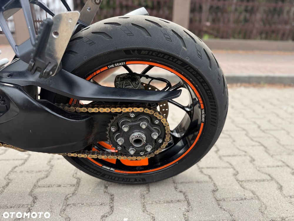 KTM Super Duke - 23