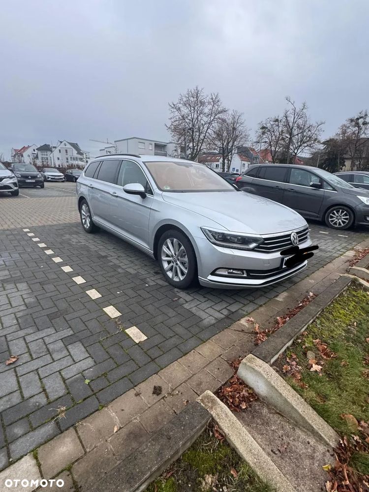 Volkswagen Passat Variant 2.0 TDI SCR DSG Highline - 7