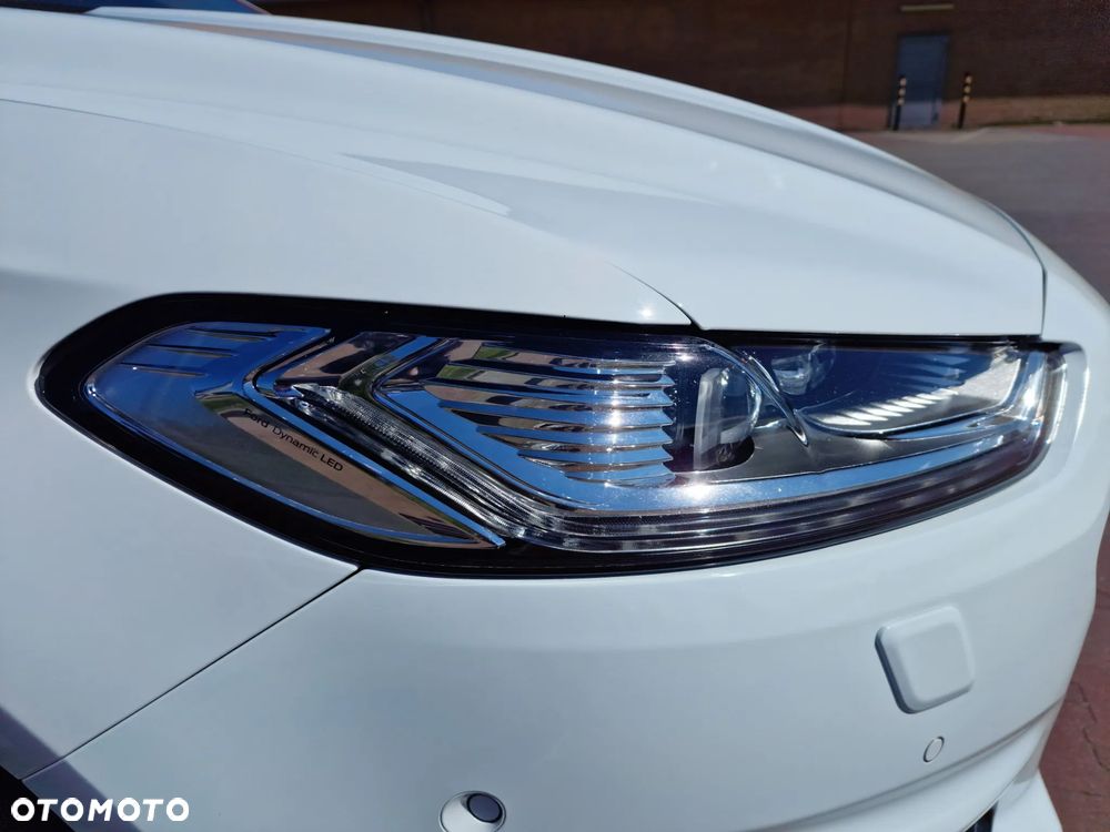 Ford Mondeo 2.0 TDCi Titanium 4WD PowerShift - 8