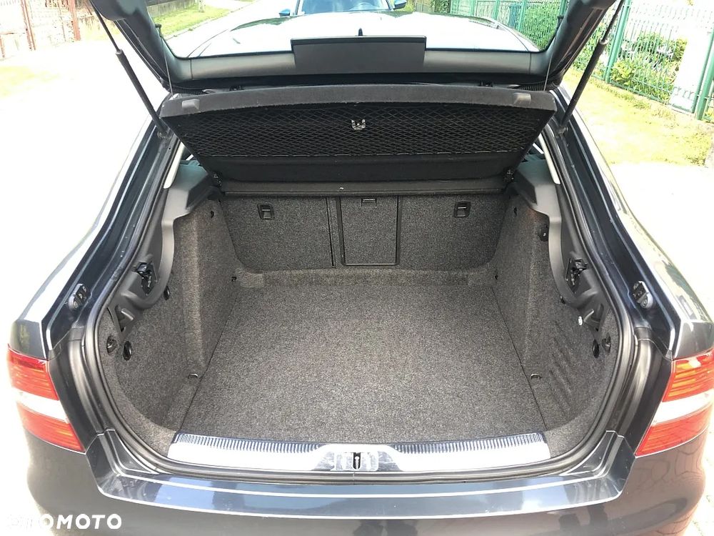 Skoda Superb 2.0 TDI 4x4 Elegance - 25