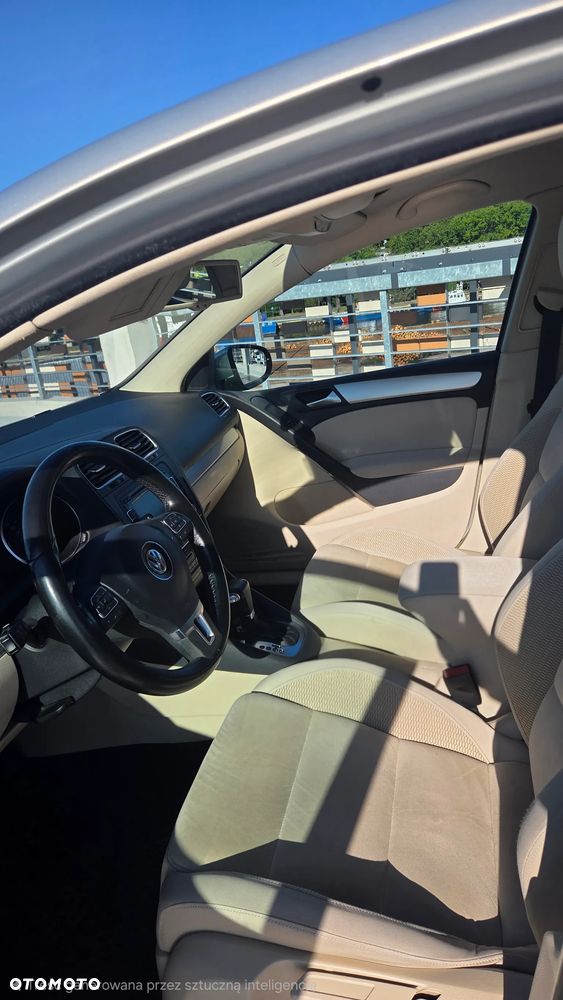 Volkswagen Golf 1.4 TSI Highline DSG - 10