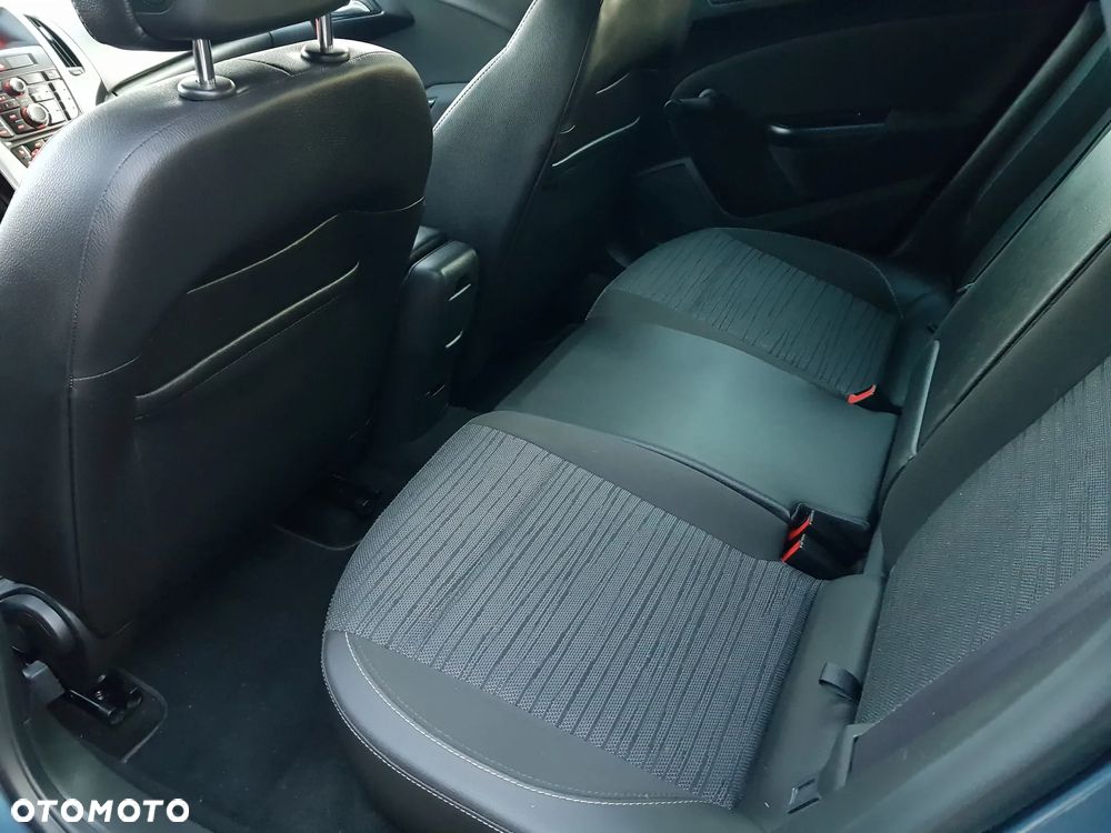 Opel Astra 1.4 Turbo Exklusiv - 21