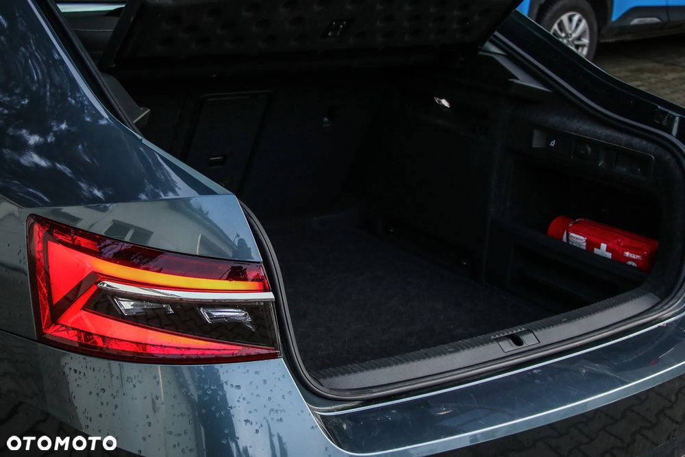 Skoda Superb 2.0 TSI Ambition DSG - 4