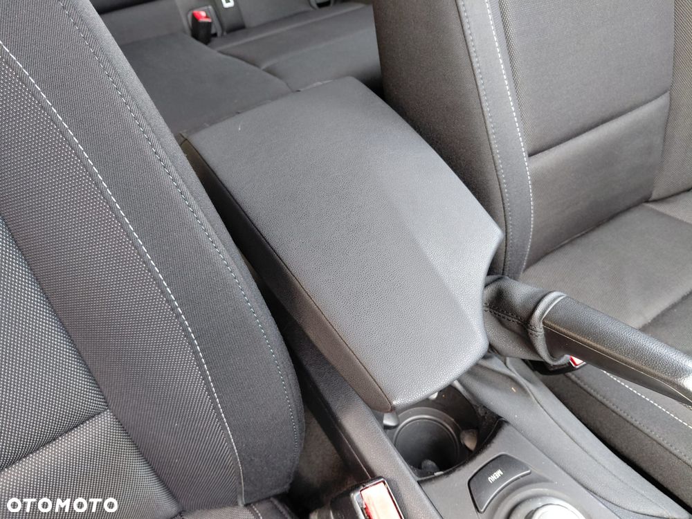 BMW Seria 1 - 15