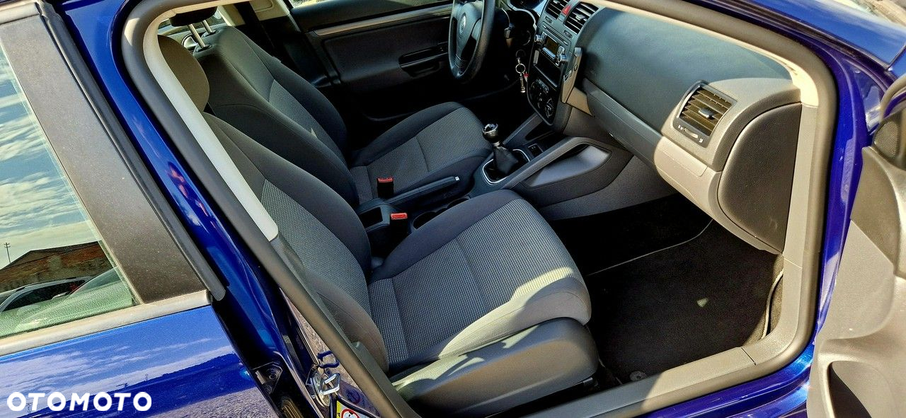 Volkswagen Golf 1.9 TDI Comfortline - 27