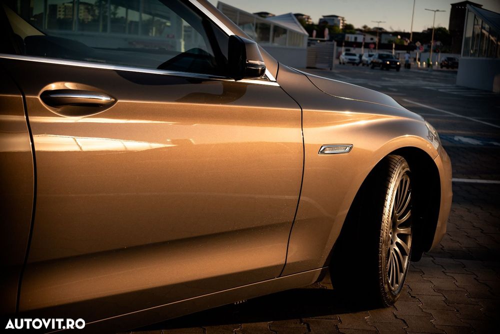 BMW Seria 5 520d Gran Turismo - 27